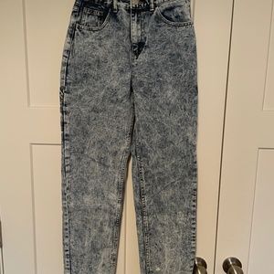 Acid wash jeans